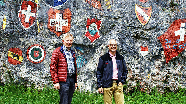 Federführend für Restauration: (v.l.) Stephan Pabst und Alex Hein, Gemeinderäte von Grellingen Foto: Jürg Jeanloz