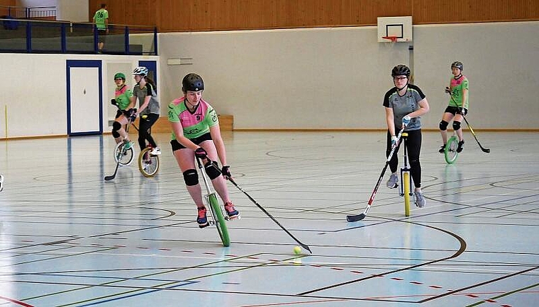 Volle Fahrt voraus: Noemi Koller der Arlesheimer OneHooks gegen die Golden Spokes aus Olten. Foto: Reto Probst