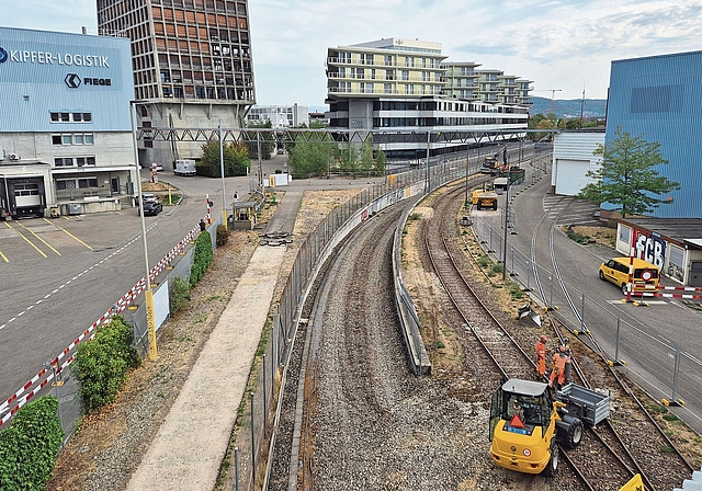 Hier wird kommendes Jahr gebadet: Die Eisenbahnrampe auf dem Dreispitz.Foto: Tobias Gfeller