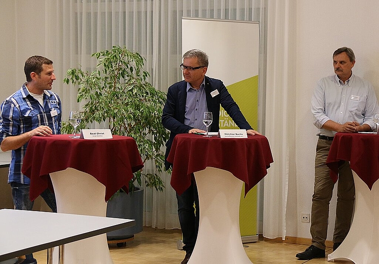 Auf dem Weg in die Selbstständigkeit: Melchior Buchs vom Business Parc Reinach (Mitte) befragte Beat Christ (l.) undThomas Etter zu ihren Erfahrungen als Jungunternehmer. Foto: Gaby Walther