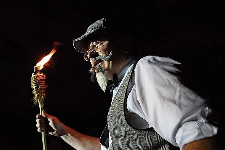 Abenteurer Jacques Jones: Andreas Wyss als Jacques Jones sucht nach dem verlorenen Ton. Foto: CARLO LANG