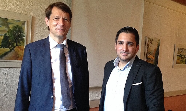 Gute Nachrichten: Gerhard Wiggli (l.) und der neue Geschäftsführer Giuseppe Guanci. Foto: Bea Asper