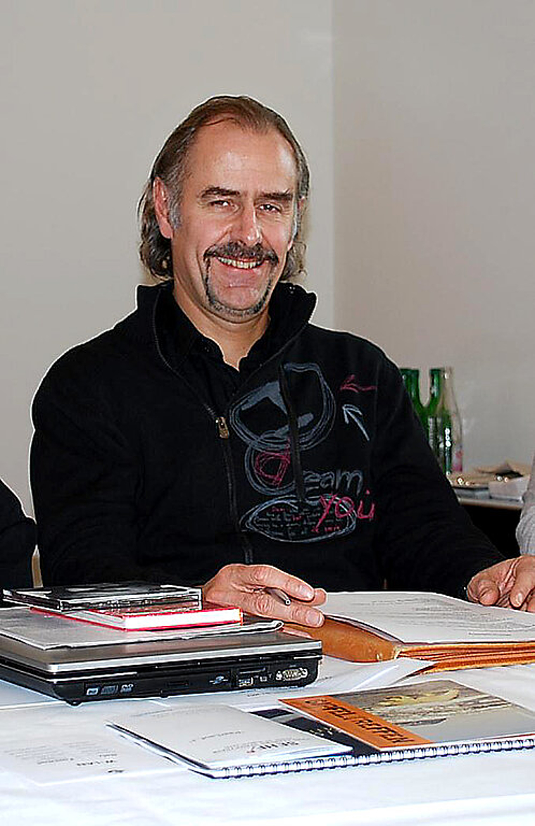 Arzt und Autor: Marco Caimi ermuntert Männer zur «Mannzipation». Foto: ZVG