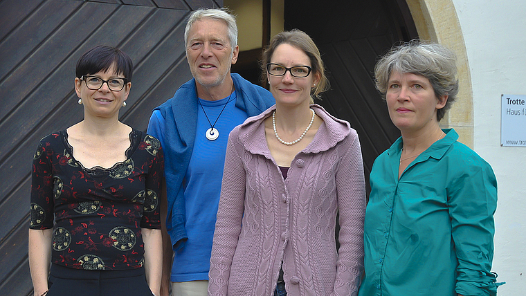 Neue Köpfe beim Theater auf dem Lande: Barbara Sutter, Marco Gigli, Franziska Schnetzler und Barbro Hartmann (v. l.) wollen weiterhin Kultur ins Dorf bringen. Foto: Isabelle Hitz