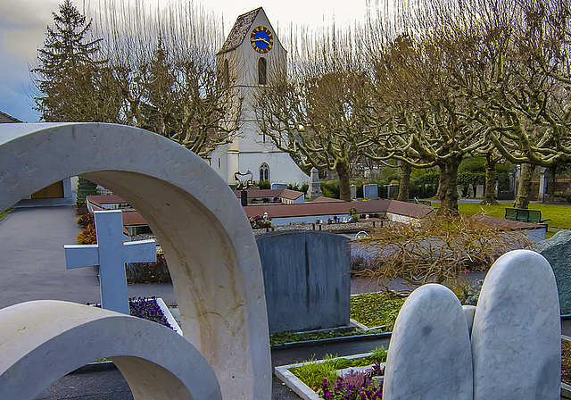 Friedhofreglement geändert: Münchenstein verzichtet künftig darauf, diverse Leistungen im Zusammenhang mit einem
