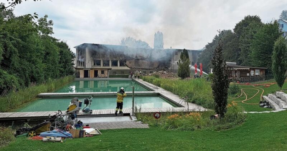 Verheerende Folgen: Das Naturbad Frohmatt wurde durch den Brand stark in Mitleidenschaft gezogen.