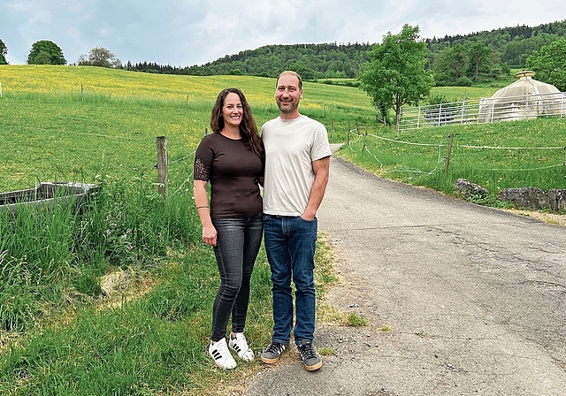 In der Natur zu Hause: Fiona und Nico de Vet übernehmen die Obere Klus von Daniela Tschaggelar. Foto: Nicolas Blust
