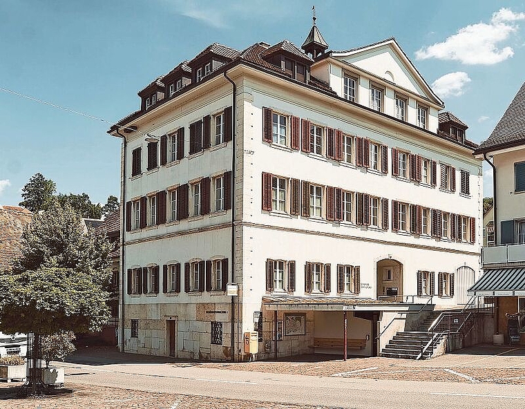 Sorgte schon oft für Diskussionen: Das Dornacher Gemeindehaus. Foto: WOB Archiv / Roland Schmid