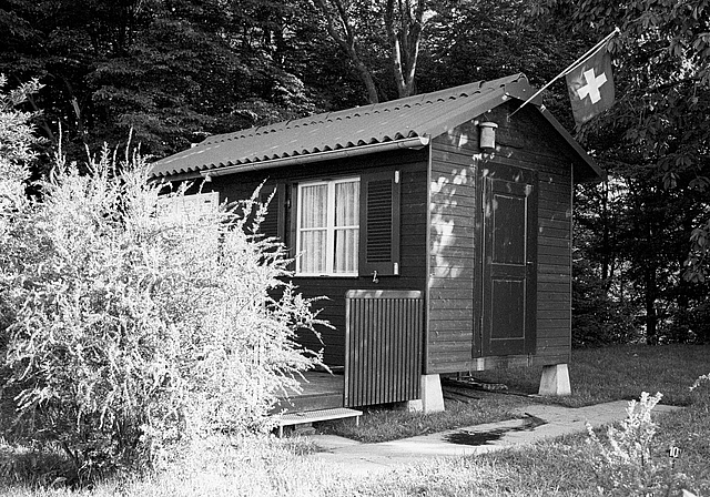 Das Waldhaus im Mordfall Seewen: Am 5./6. Juni 1976 wurden hier fünf Menschen erschossen. Foto: Archiv