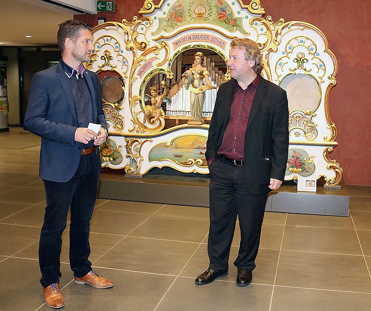 <em>Im Gespräch: </em>Tobias Eggimann, Geschäftsführer Baselland Tourismus (l.), und Christoph Hänggi, Museumsleiter, diskutieren über die Förderung des Tourismus. Foto: Gaby walther