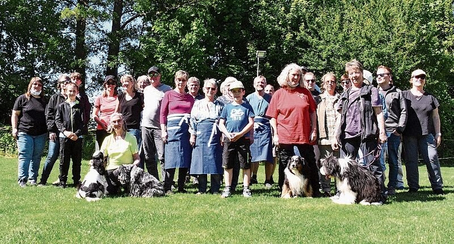 Ein grosses Helferteam: In Bättwil fand das Hundemilitäry statt. Fotos: Bea Asper