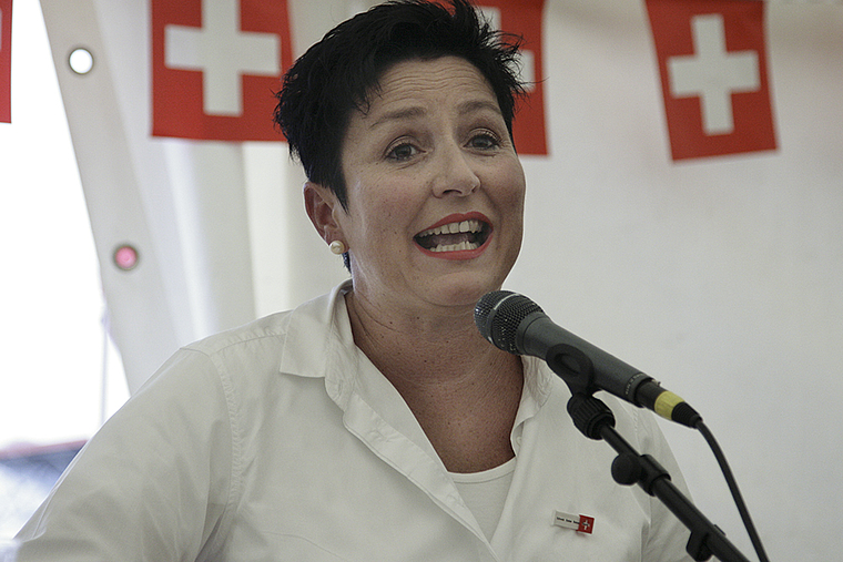 Engagierte Rede: FDP-Nationalrätin Daniela Schneeberger profilierte sich an der Münchensteiner Bundesfeier als Hardlinerin in der Ausländer- und Asylpolitik. Foto: Lukas Hausendorf