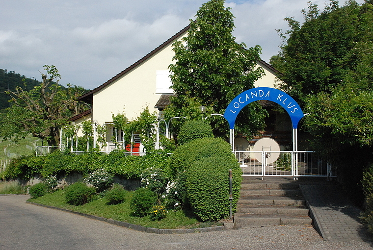 Wurden zu Unrecht in ein schiefes Licht gerückt: Die Locanda Klus und ihre Vorgeschichte. Foto: Thomas Brunnschweiler