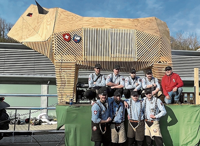 Clique Aebistürmer: Sie bauten das Maskottchen des Eidgenössischen Schwinger- und Älplerfestes ESAF nach. Clique Aebistürmer: Sie bauten das Maskottchen des Eidgenössischen Schwinger- und Älplerfestes ESAF nach.