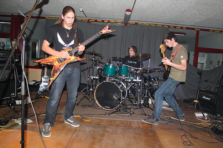 Lieben klassischen Rock: The Restless mit Ausnahmegitarrist Lukas Franz. Foto: Dimitri Hofer