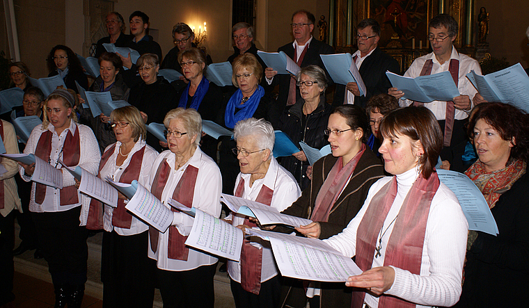 Gemeinsames Singen: Kirchenchor Bärschwil und Regionaler Kammerchor Laufental-Thierstein. Foto: zvg