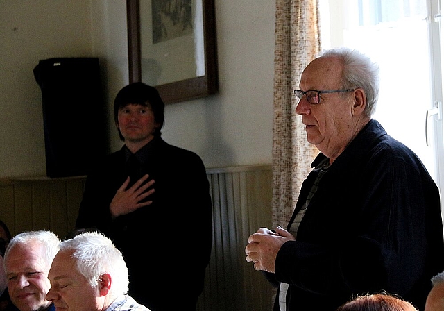 Viele Jahre im Einsatz: Toni Volonté (r.) war während vieler Jahre Revisor des Gewerbevereins Gilgenberg; links Präsident Simon Haener. Fotos: Gaby Walther
