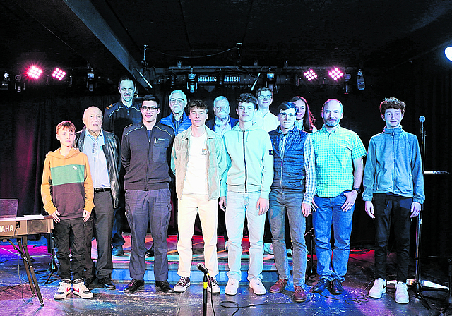 Verdienstvoll: Ausgezeichnete Arlesheimer Bürgerinnen und Bürger im Rockfact. Foto: zVg