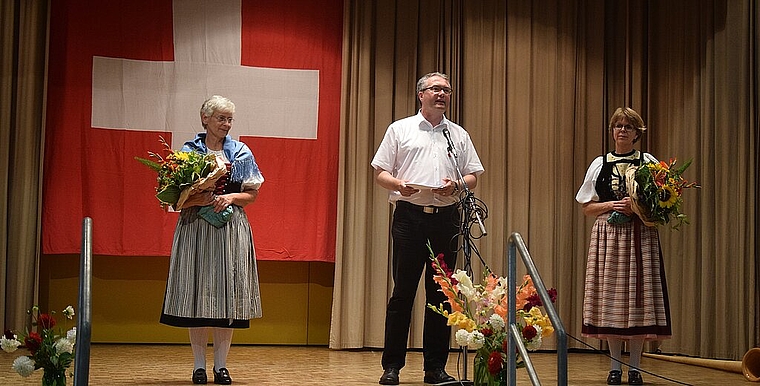 Gastredner Remo Ankli: Die Trachtengruppe Bärschwil hatte den Regierungsrat zur Feier eingeladen.Foto: Bea Asper