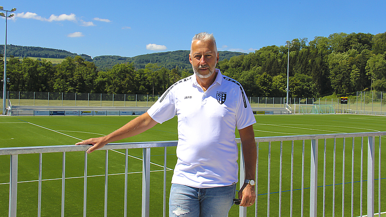 Freude trotz Einschränkungen: Roland Ming blickt optimistisch in die Zukunft des FC Reinach.  Foto: Tobias Gfeller