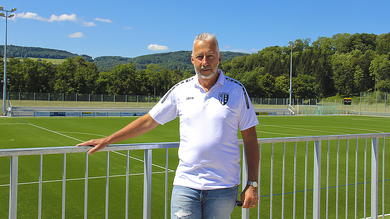 Freude trotz Einschränkungen: Roland Ming blickt optimistisch in die Zukunft des FC Reinach. Foto: Tobias Gfeller