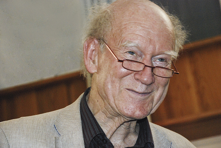 Verschmitzt, augenzwinkernd und voller Schalk: Franz Hohler, Jubilar und Solothurner Literaturpreisträger 2013. Foto: Thomas Brunnschweiler