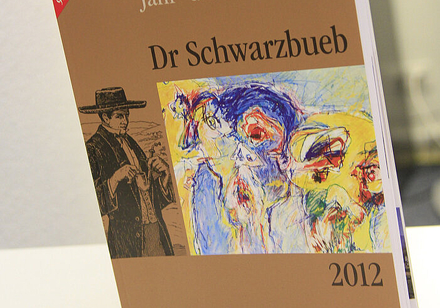 Jubiläumsausgabe: Der Schwarzbubenkalender 2012 ist jetzt im Verkauf. Vorerst bei den Verträgern, ab nächsten Donnerstag an den bekannten Verkaufsstellen.  foto: Martin Staub