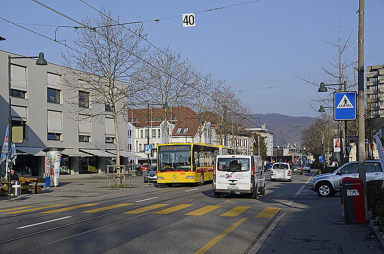 Neugestaltung: Die Einwohner Reinachs können nun an der Urne ihre Zustimmung zur Erneuerung des Zentrums geben. Foto: Heiner Leuthardt