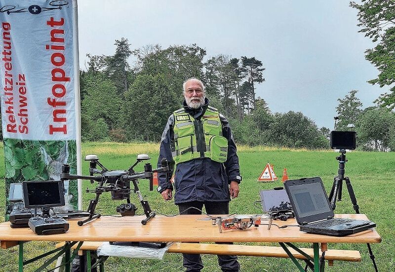 Nicht nur Infos, sondern auch Action: Hanspeter Rutschmann von der Rehkitzrettung sorgte mit seinen Drohnenflügen für ein Highlight.
