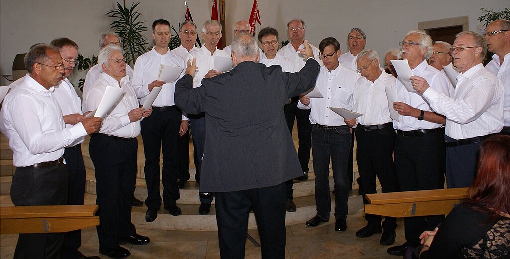 Zur Feierstunde: Männerchor Himmelried. Zur Feierstunde: Männerchor Himmelried.