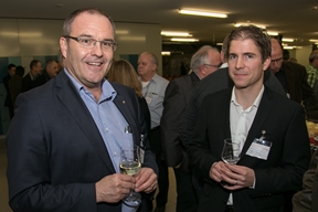 Am Bieli-Apéro entdeckt: Thomas Kübler (l.), abtretender, und Thomas Boillat, neuer Wirtschaftsförderer für die Region.