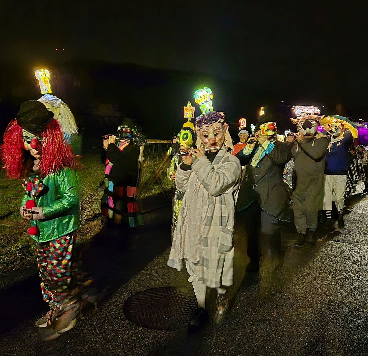 Musikalische Begleitung: Auch Drummler und Pfyffer liefen am Morgestraich mit.