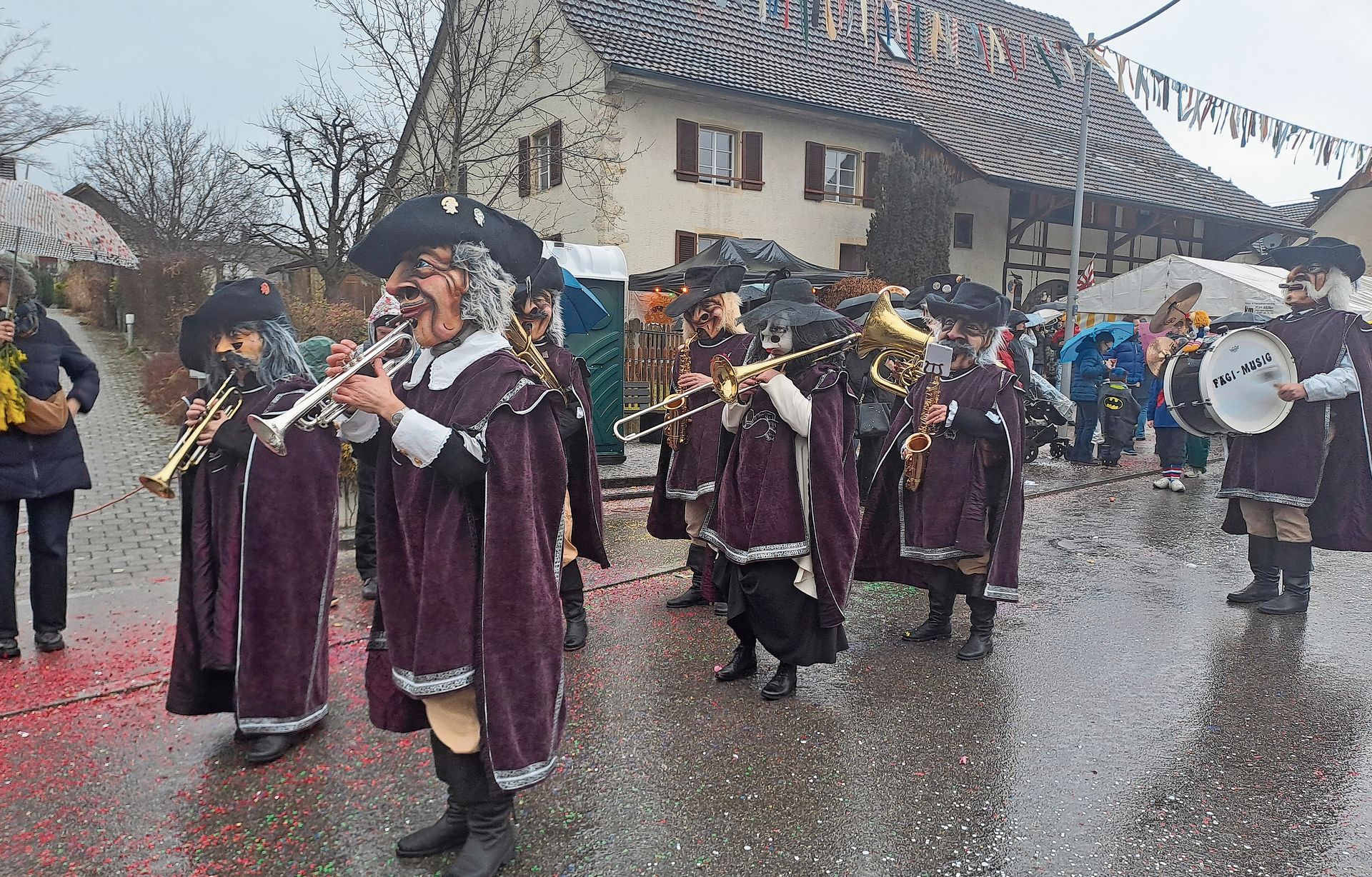Lautstark: Fägi Musig Basel. Fotos: Thomas Brunnschweiler